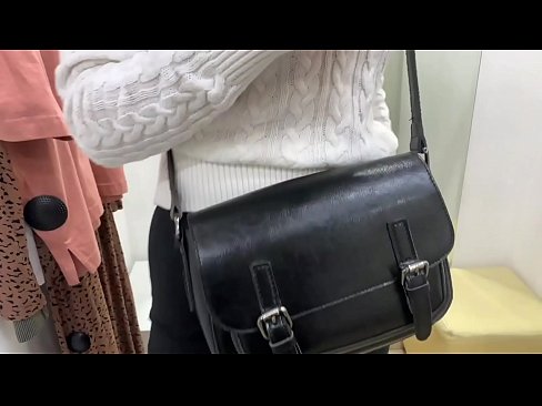 ❤️ Јавна мастурбација на младата кучка FeralBerry со дилдо во фитинг просторијата ❌ Порно на mk.tubesexer-com.ru ❌❤